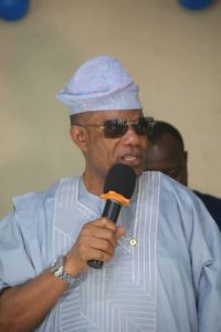 Lagos Commissioner, LG Chairman Accused of Imposing Oba On Community Despite Court Order